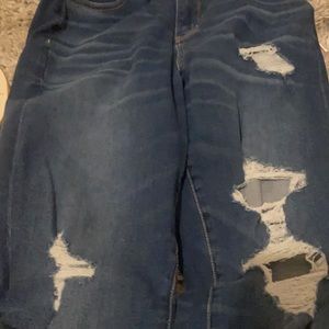 new american eagle ripped jeans
